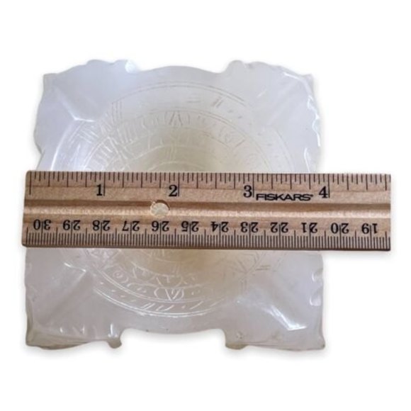 Onyx Alabaster  White Aztec Carved Face Ashtray Mexico Vintage 1970s - Picture 3 of 5